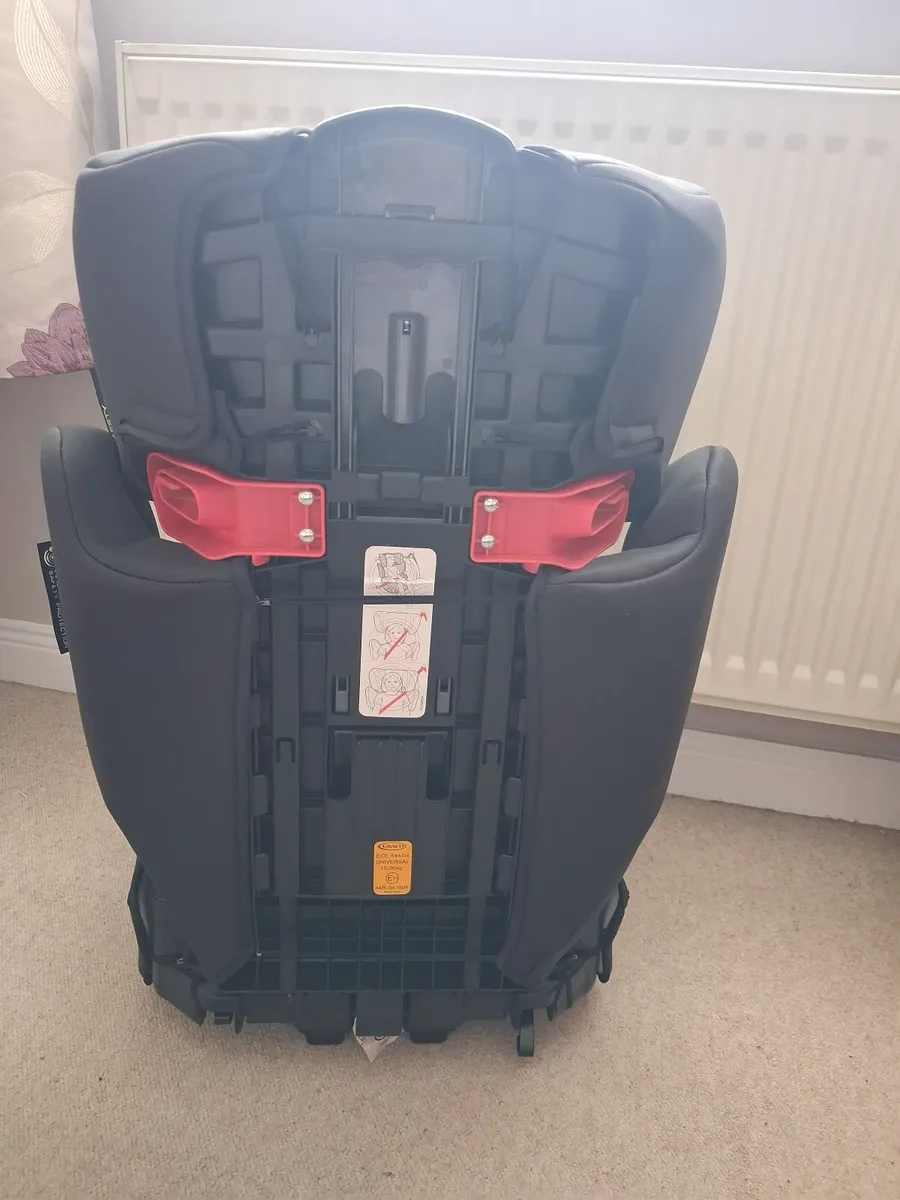 Graco Affix Car Seat - Image 4