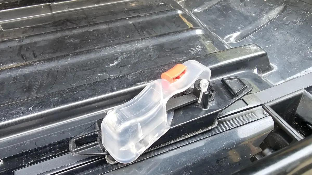 Roof box - Image 2