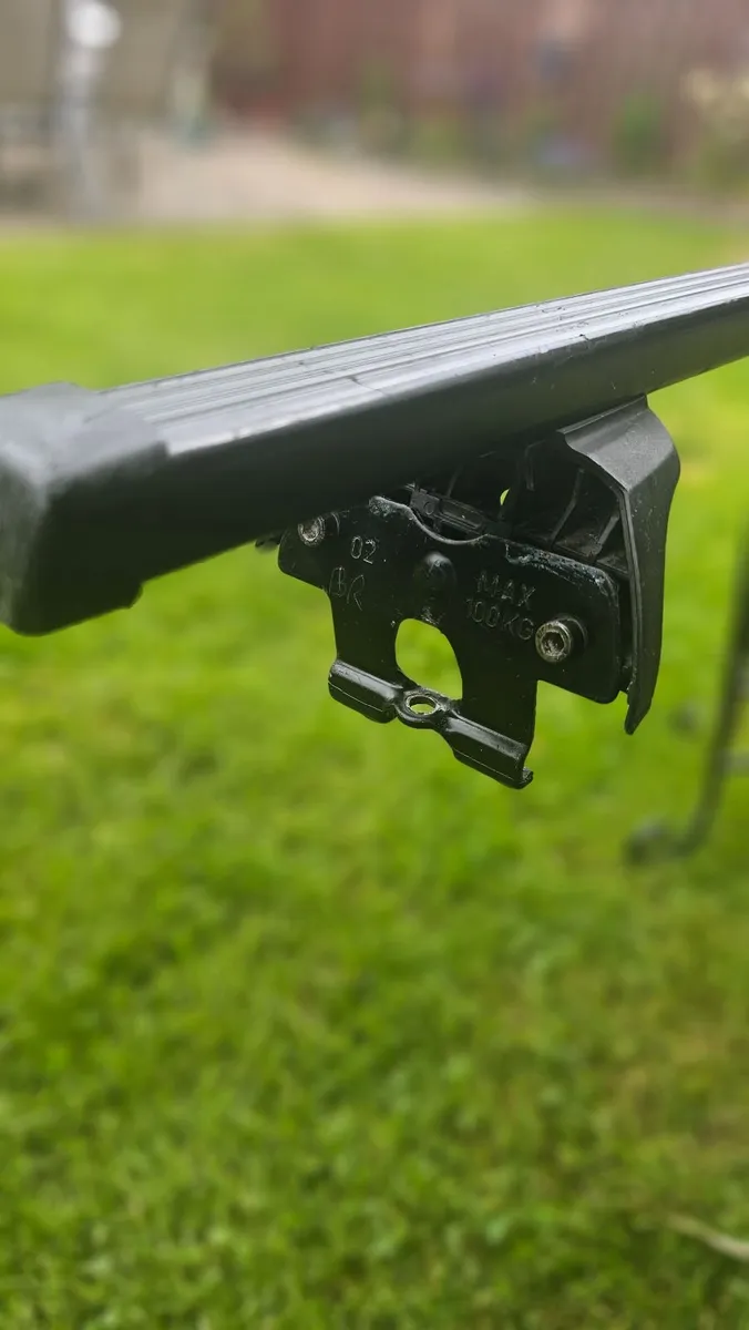 Roof box - Image 3