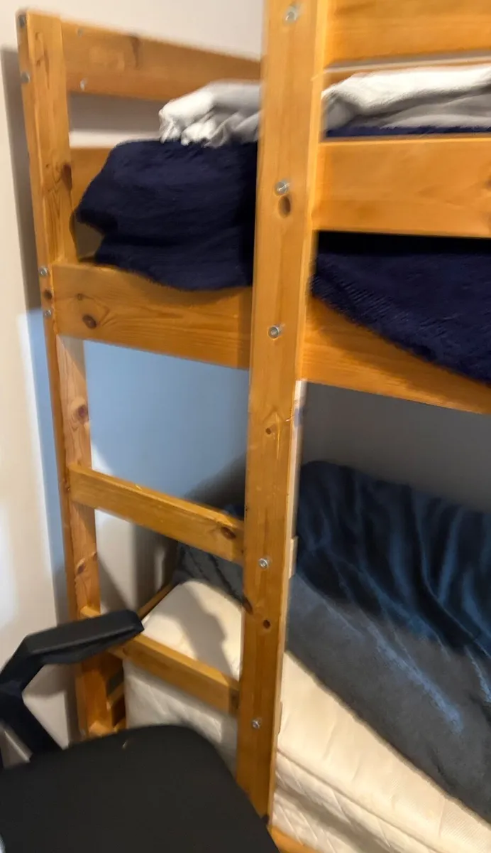 Bunk Bed with 2 mattresses - Image 3