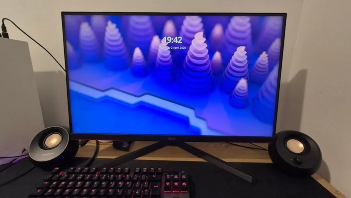 27" 180hz 1440p Mini LED monitor