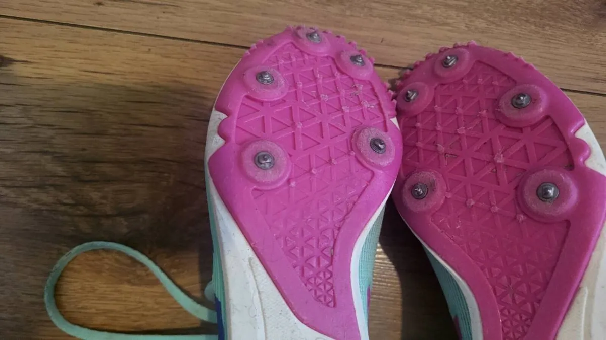 Running spikes - Image 2