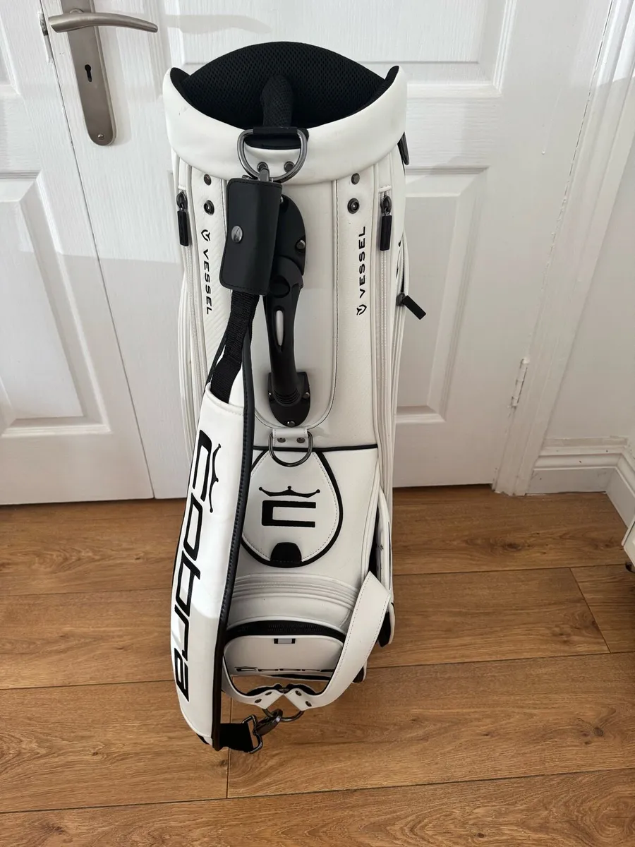Cobra Vessel Tour Bag - Image 2