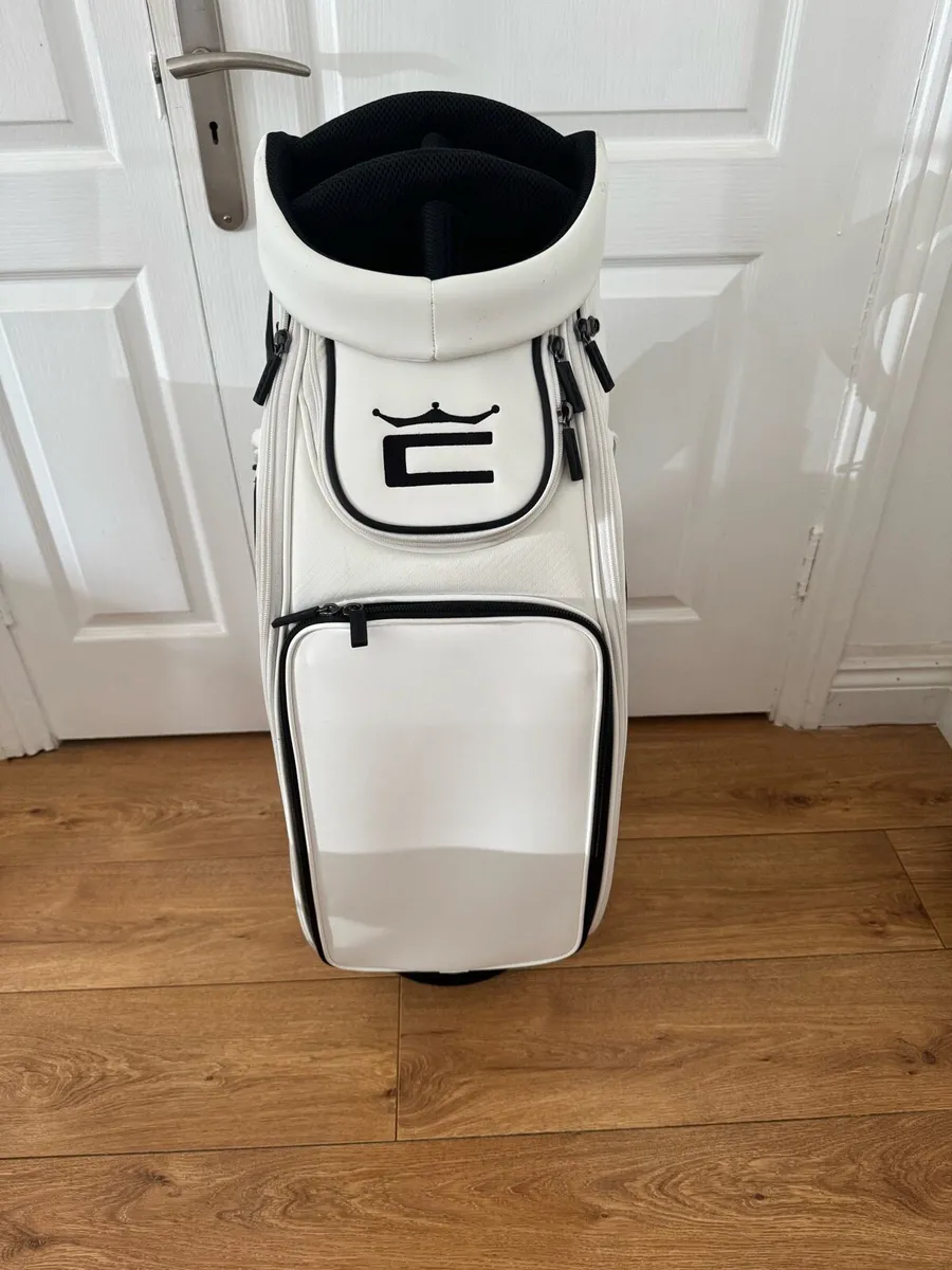 Cobra Vessel Tour Bag - Image 4