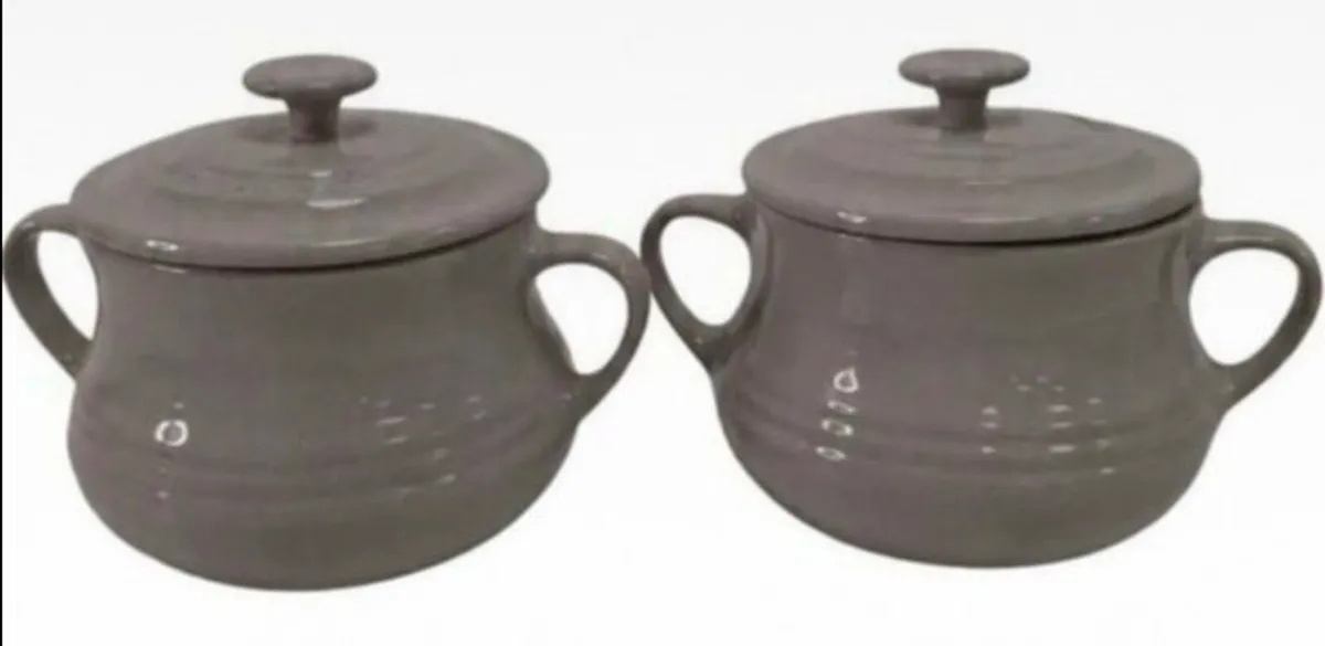 Le Creuset soup bowls / bean pots - Image 2