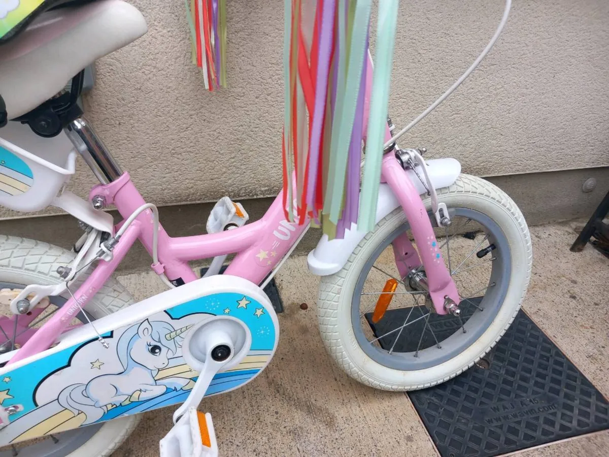 Kids unicorn bike size 14 inch wheels. - Image 4
