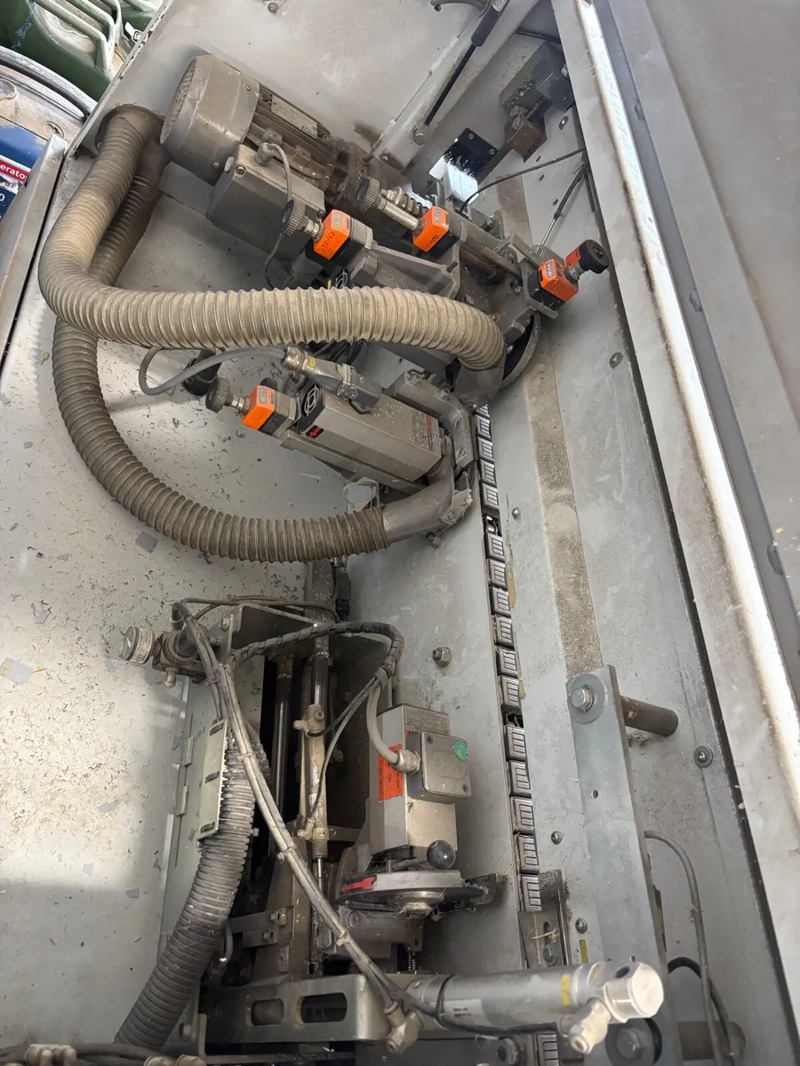 Edge banding machine - Image 3