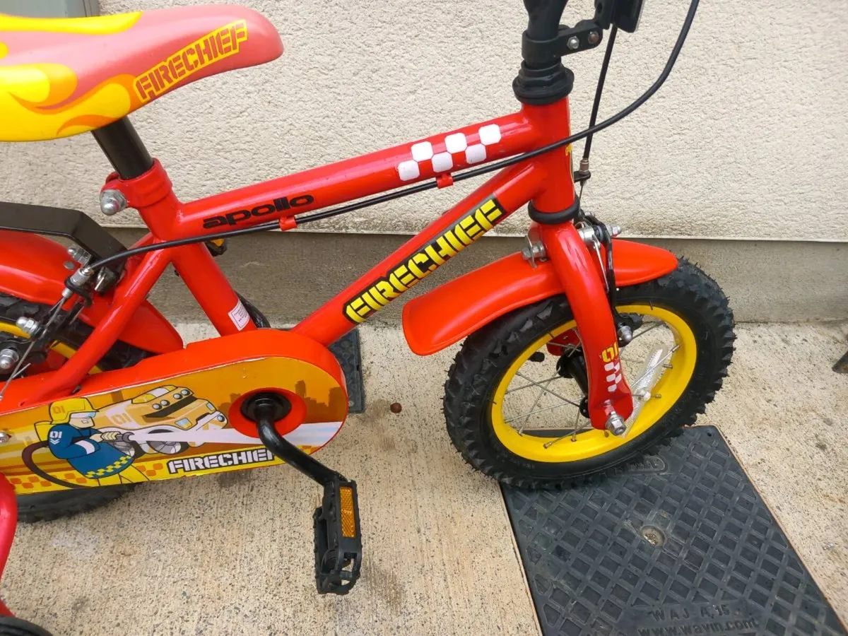 Kids firechief bike size 12 inch wheels - Image 4