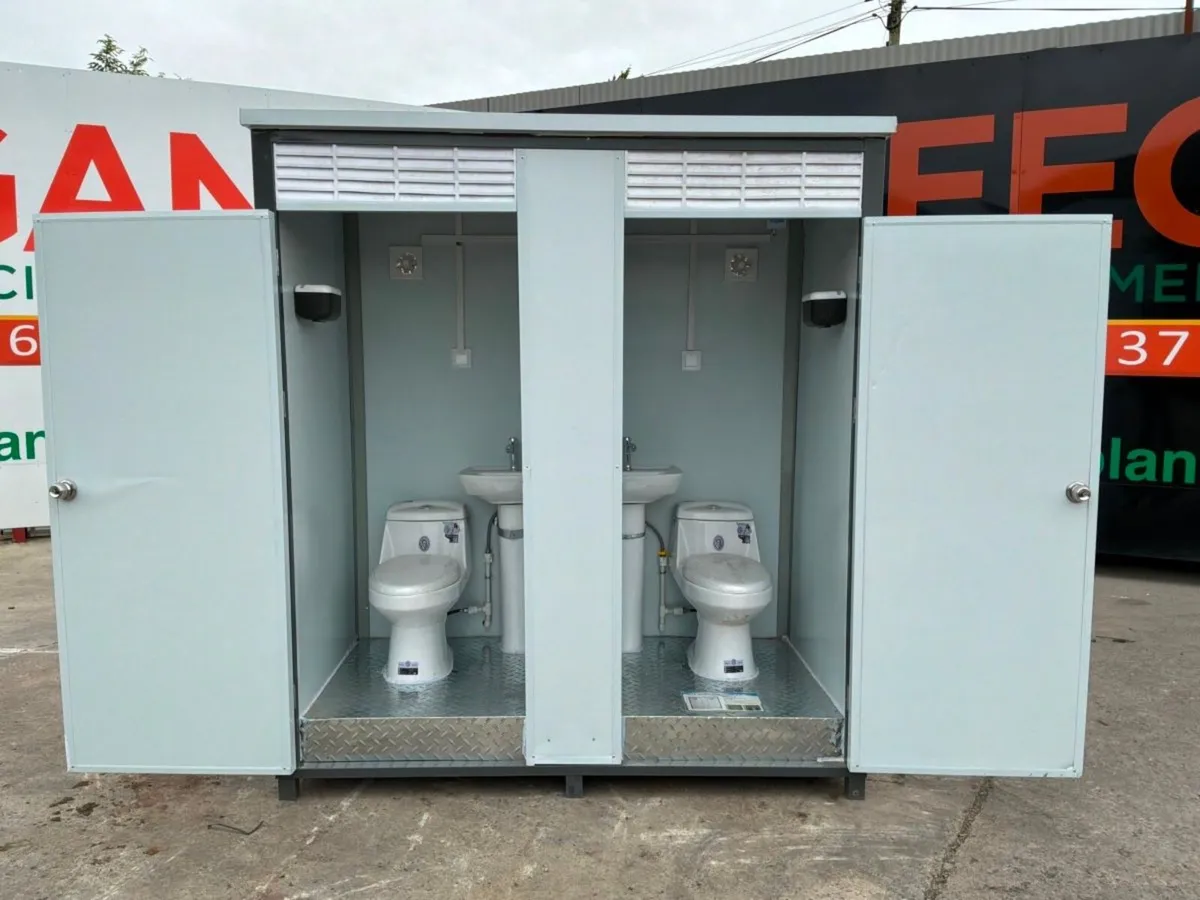 UNUSED DOUBLE TOILET CONTAINER CABIN....817m. - Image 4