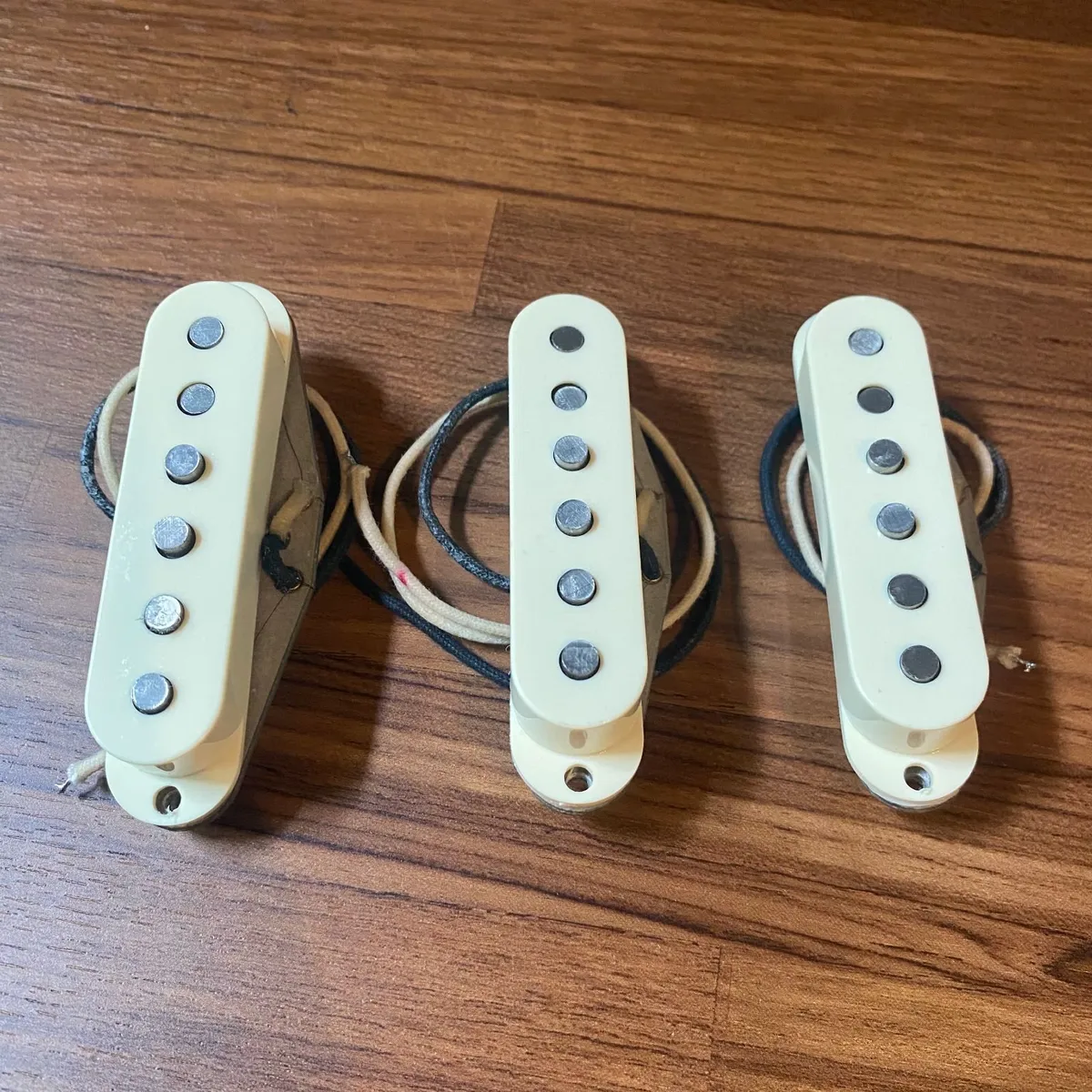 Fender Pure Vintage ’65 Strat Pickup Set - Image 1