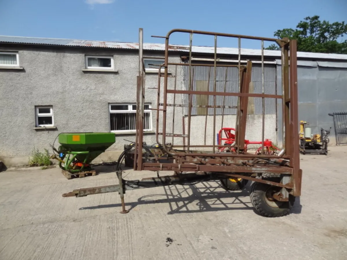 Russells 56 Bale Trailer Clamp - Image 2