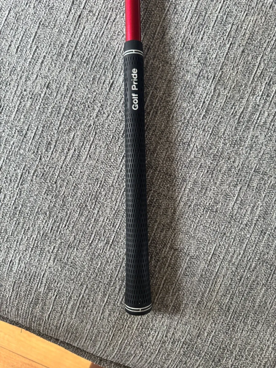 Brand New Taylormade Stiff Flex Driver Shaft - Image 3