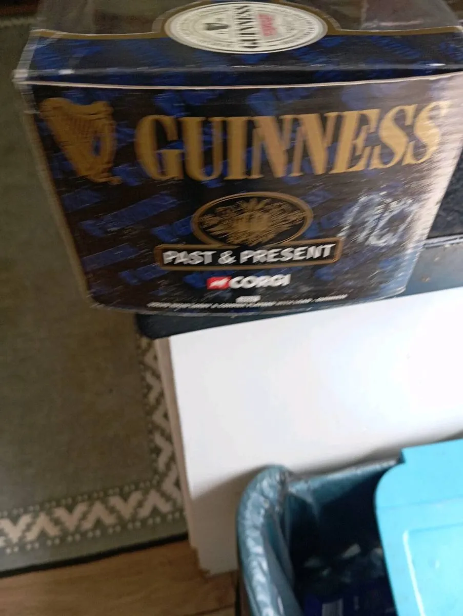 Guinness's die cast new in box - Image 4