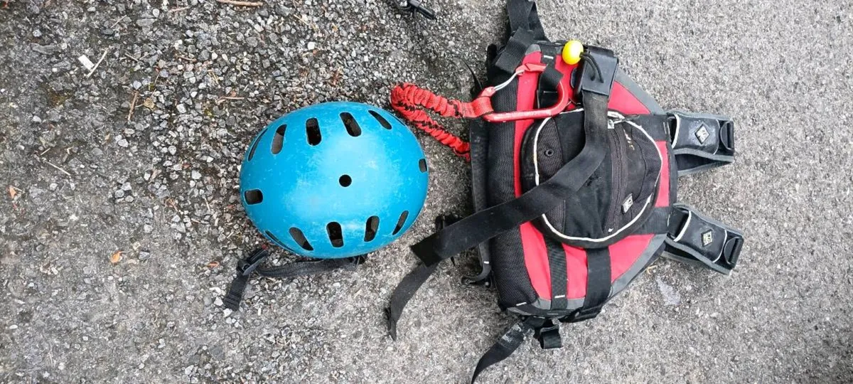 Kayaking equipment - Image 2