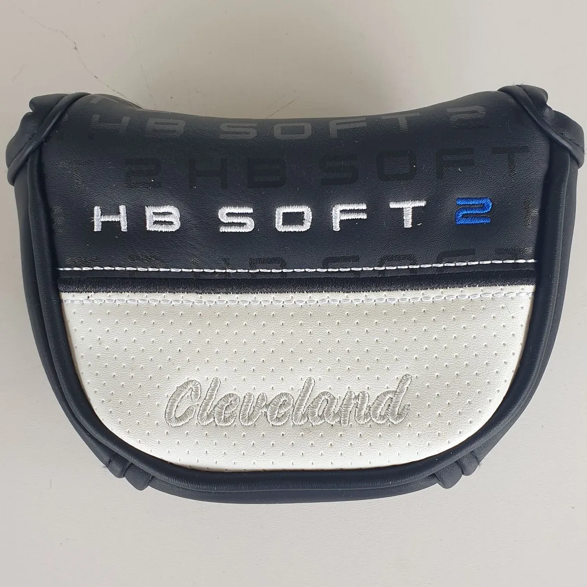 Cleveland HB soft 2 putter head cover - Image 1