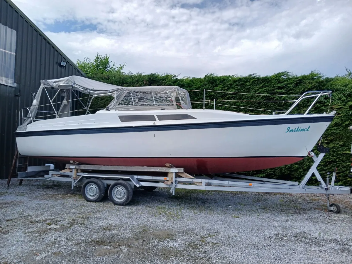 Yacht Mac Gregor 26C Trailer/Sailer - Image 3
