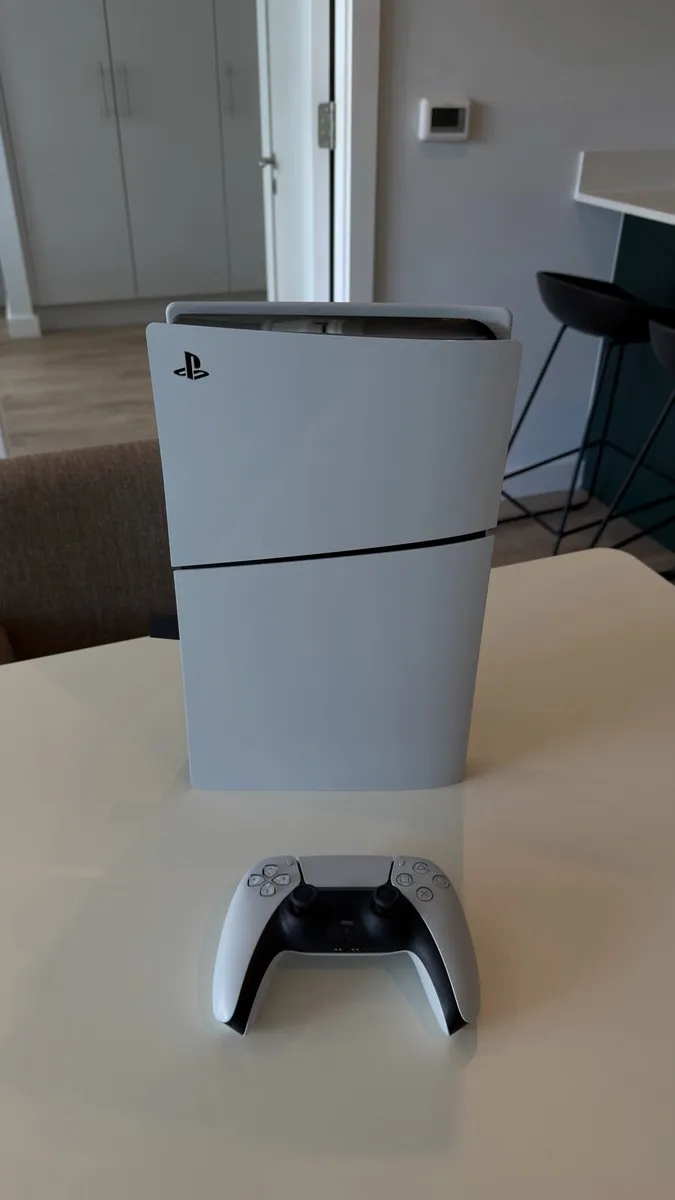 PS5 Digital Slim