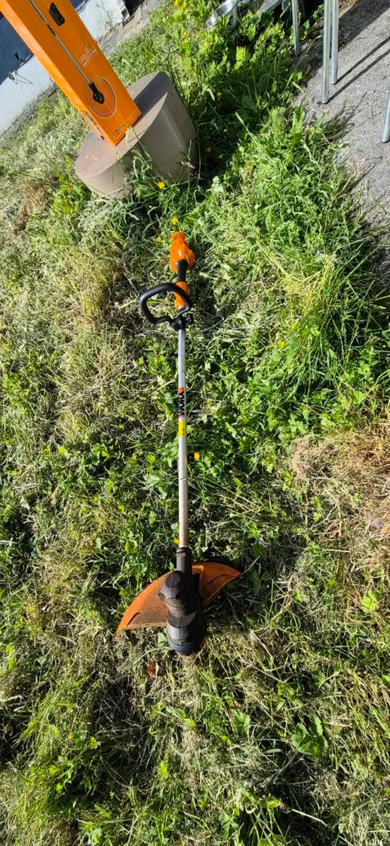 Worx WG183E Cordless Strimmers - Image 2
