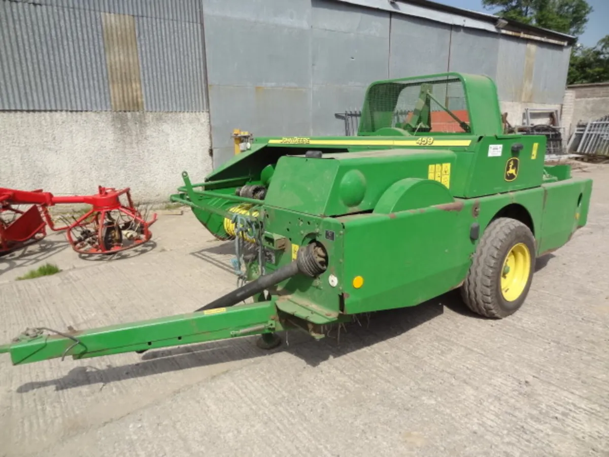 John Deere 459 Conventional Square Baler - Image 3