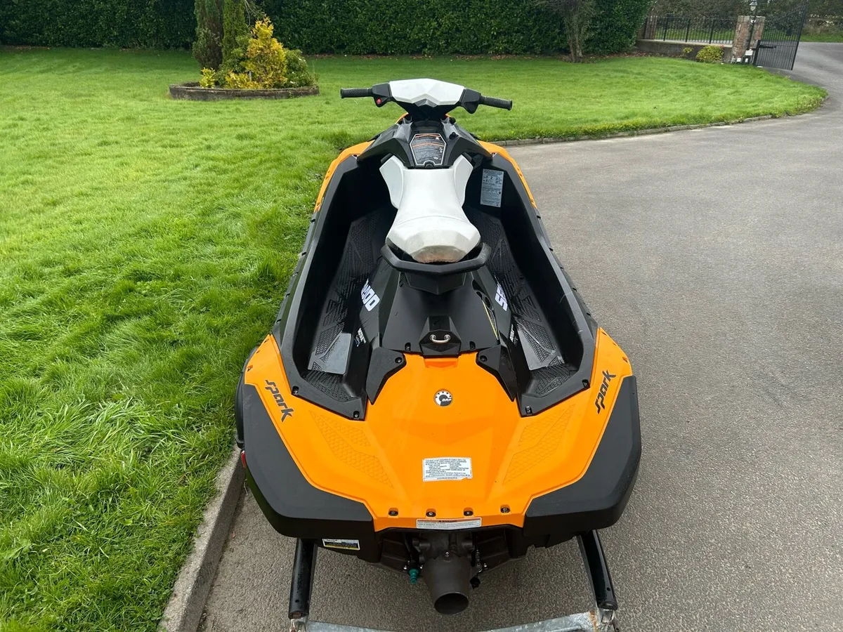 Seadoo spark 90hp 39hours - Image 2