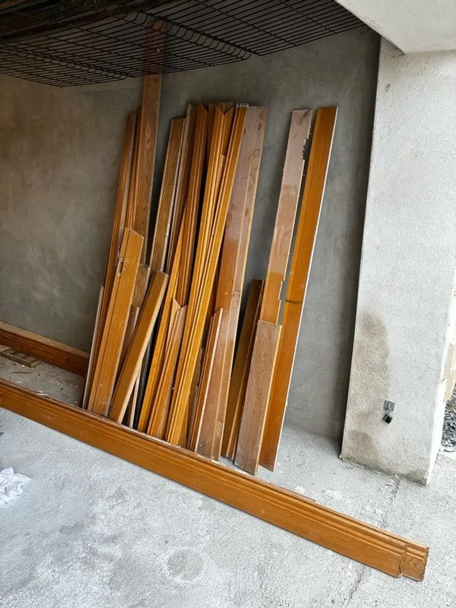 8 x Solid Oak Doors, frames, skirting etc - Image 1