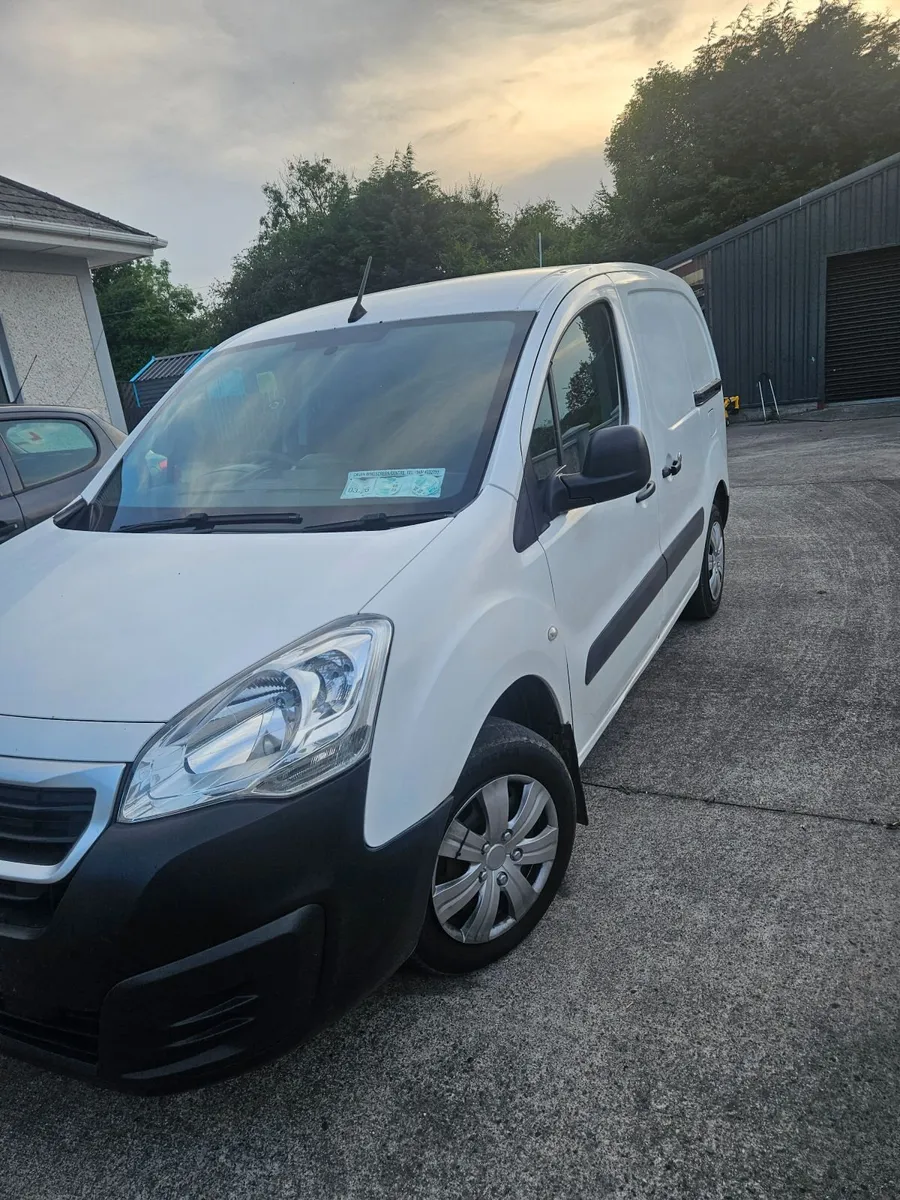 Peugeot Partner  172.      4750 ono - Image 3