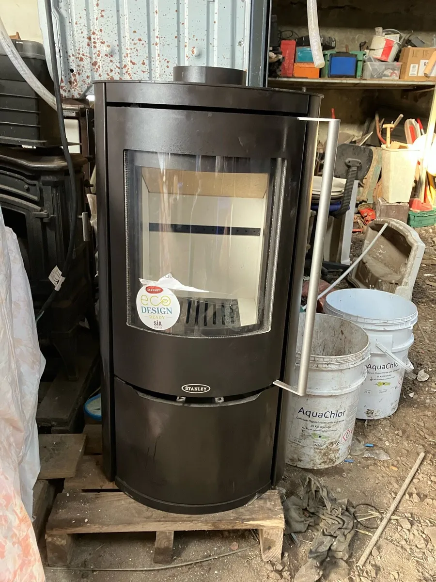 Stanley Solis F800 Grande - Image 1
