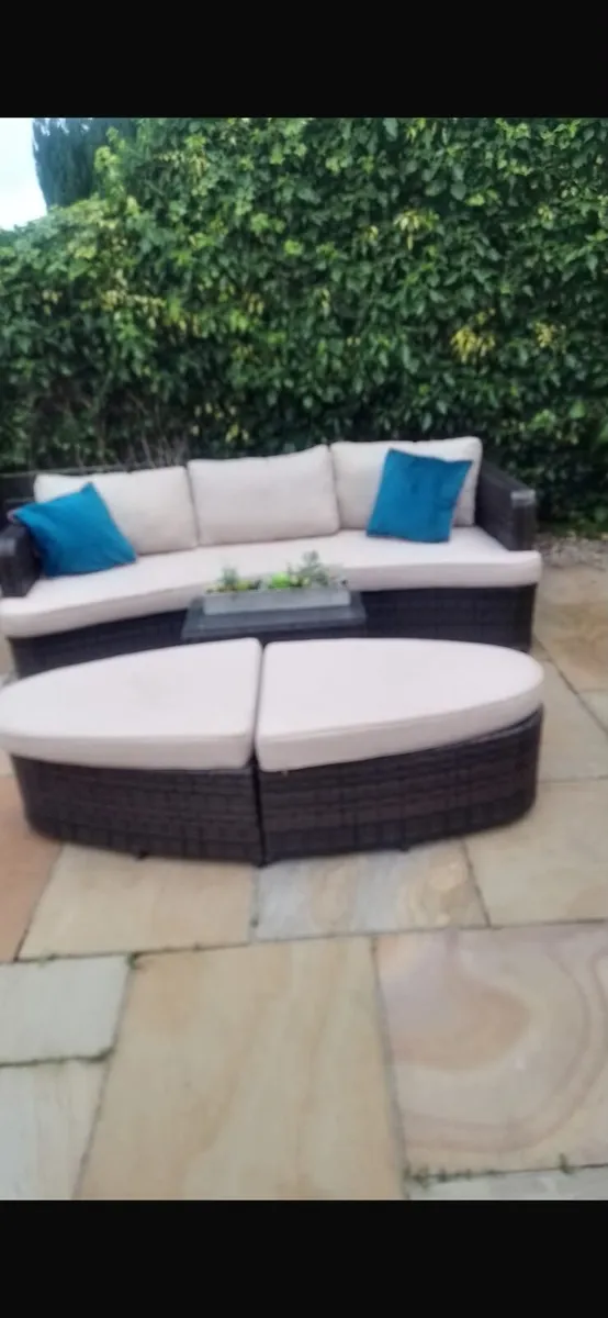 Garden furniture - Image 2