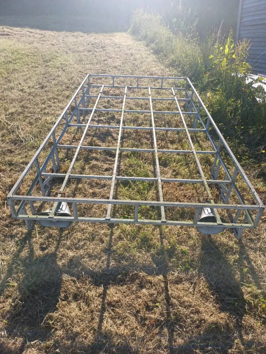 Series Land Rover 109 roof rack - Image 3