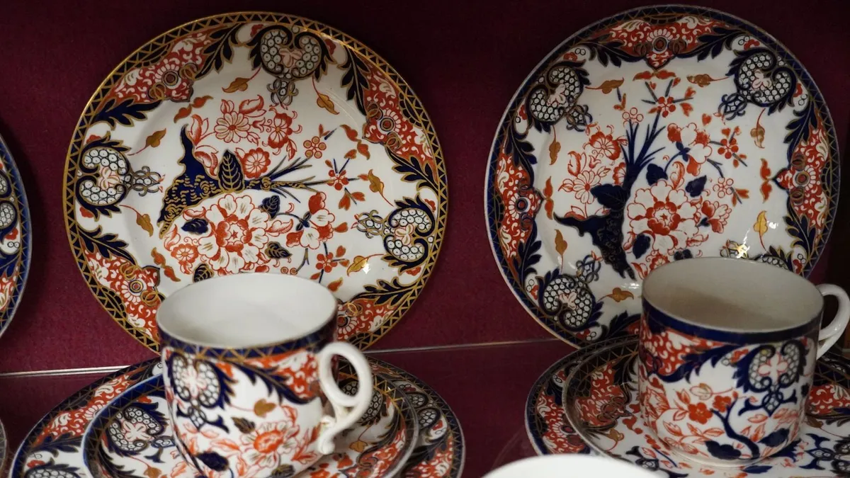 Royal Crown Derby - Image 4