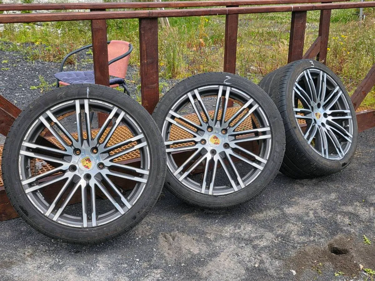 Porsche 21 Inch Cayenne Wheel Rims - Image 1