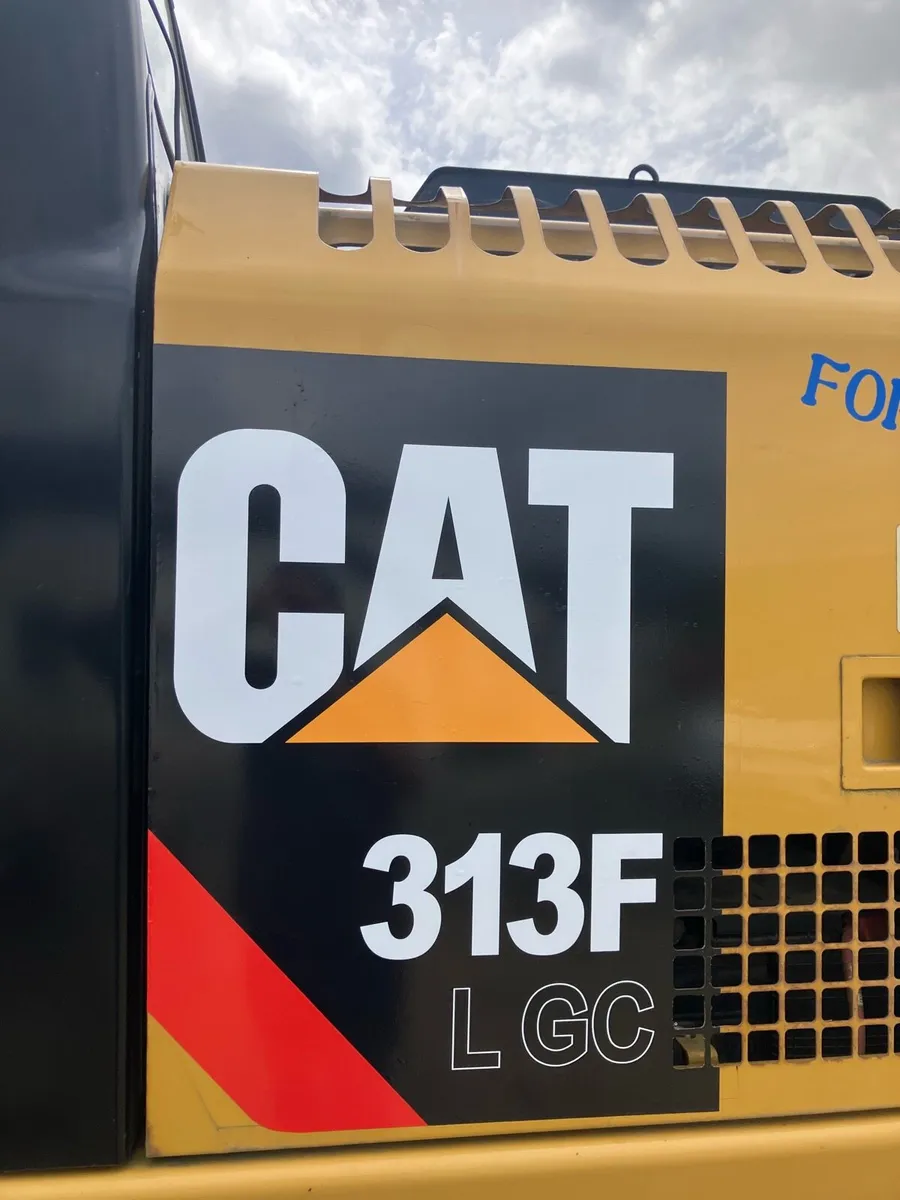 Sign writing and decals made! - Image 2
