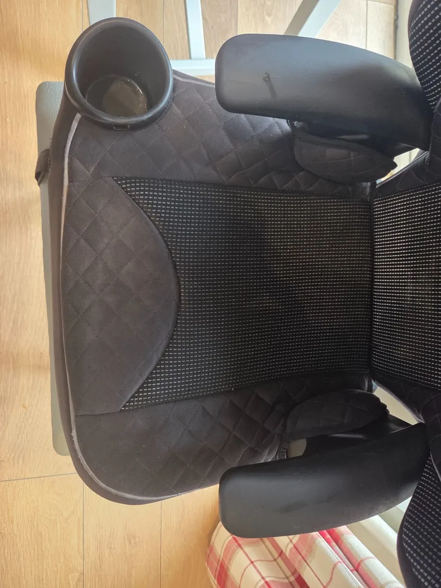 Graco Car Seat - Image 2