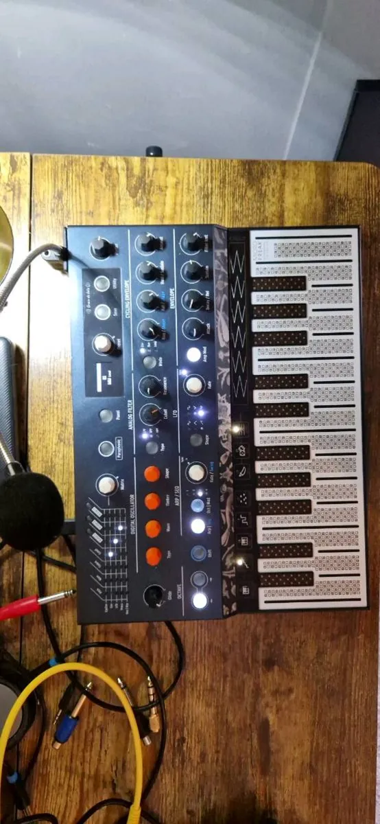 Arturia Microfreak