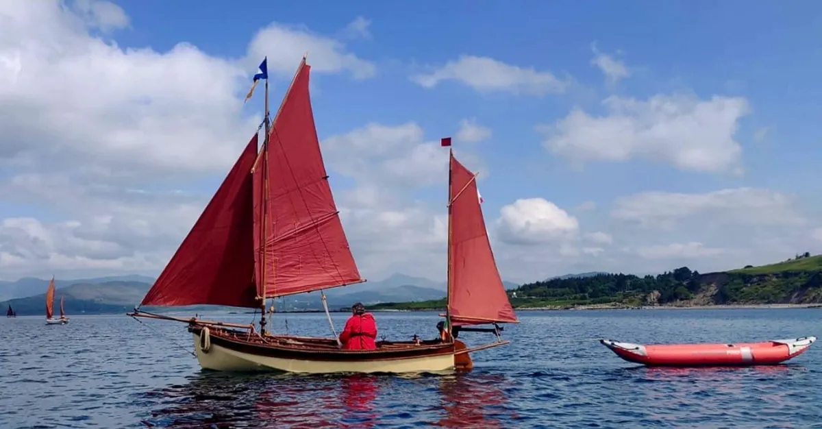 15' traditional style lugsail yawl cruising dinghy - Image 2