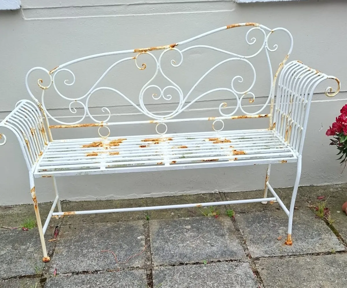 Garden Bench - FREE - Metal - White