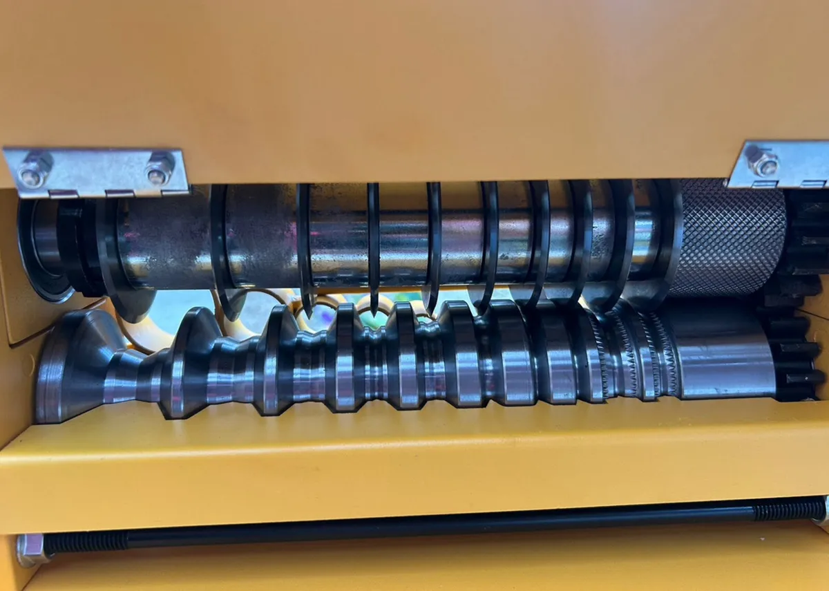 New Scrap Cable Stripping Machine 1mm-40mm 220v - Image 2