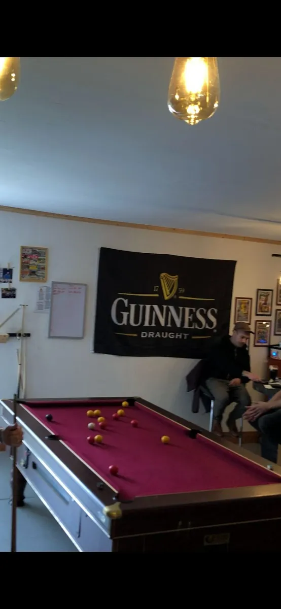Pool table - Image 2