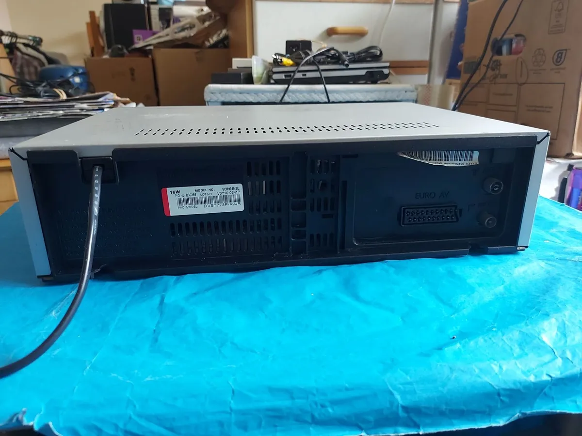 BUSH 6 Head Nicam Stereo VHS Video Recorder - Image 2