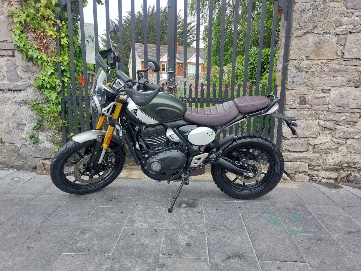 2025 TRIUMPH SCRAMBLER 400X MOTO4U - Image 4