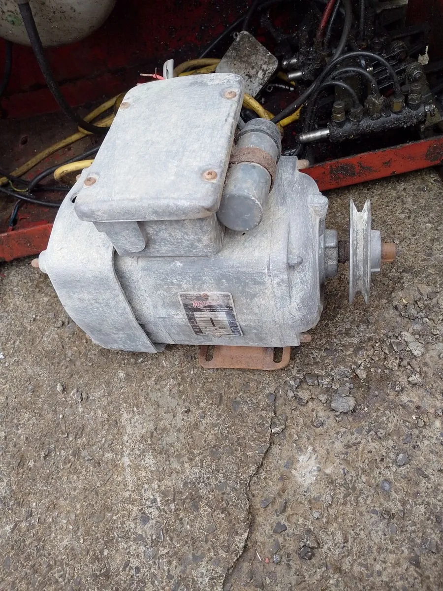 Corghi tyre machine motor - Image 4