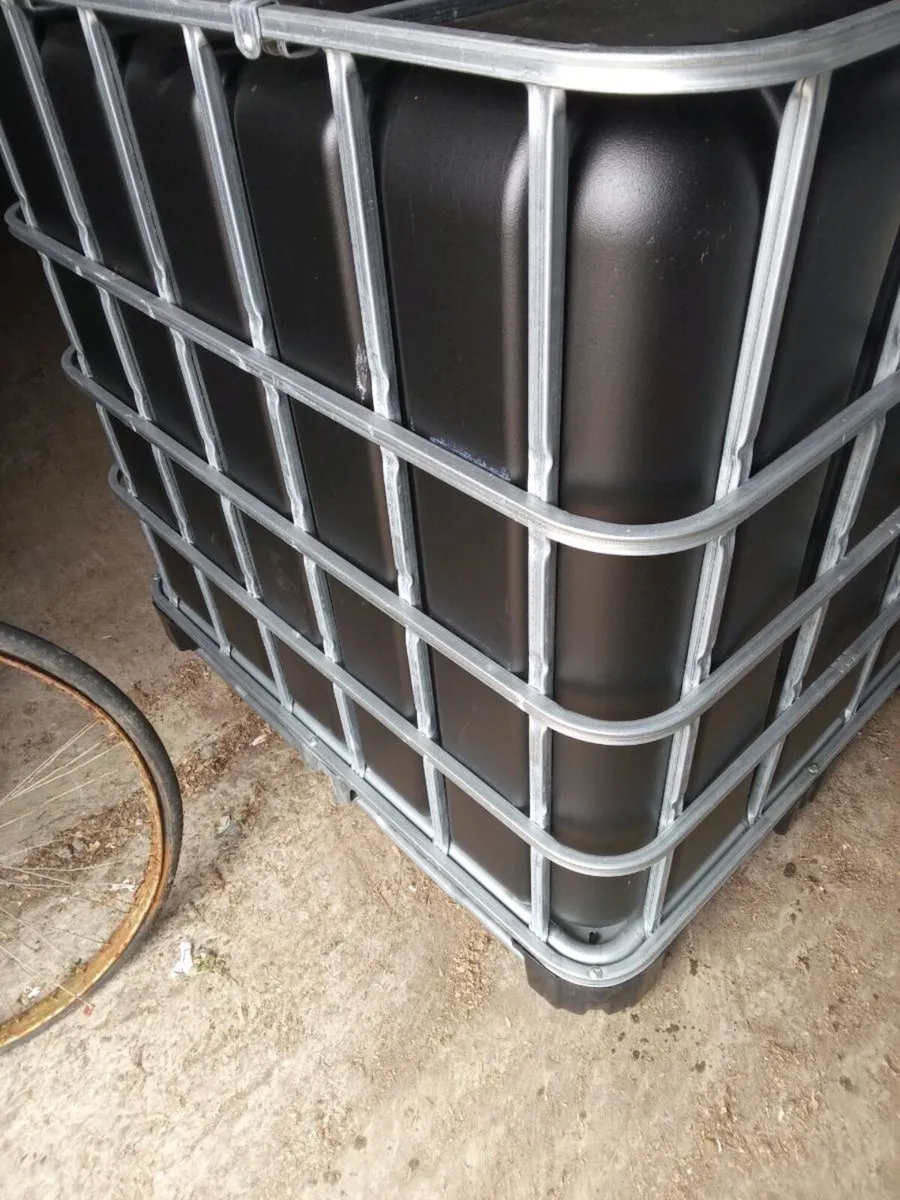220 litrePlastic barrels - Image 1