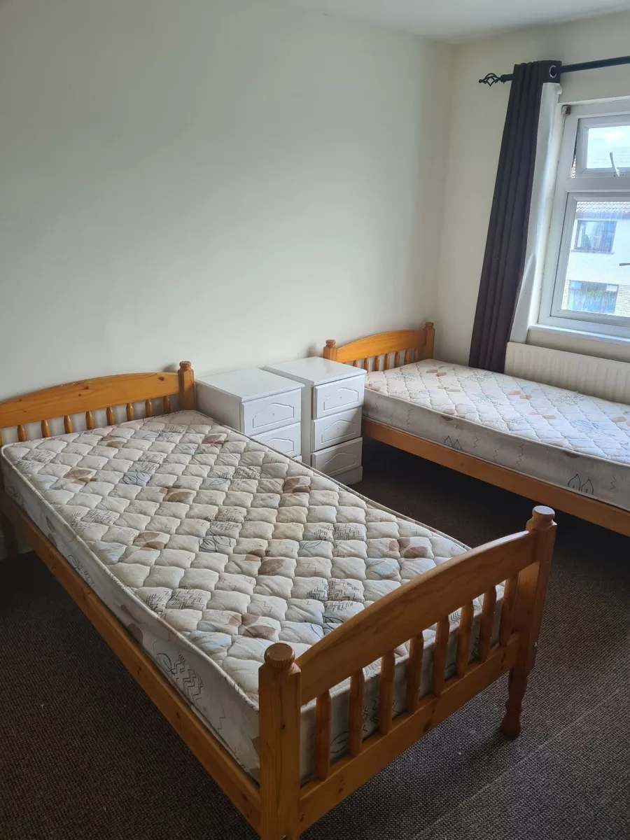 Single Pine bed with mattress