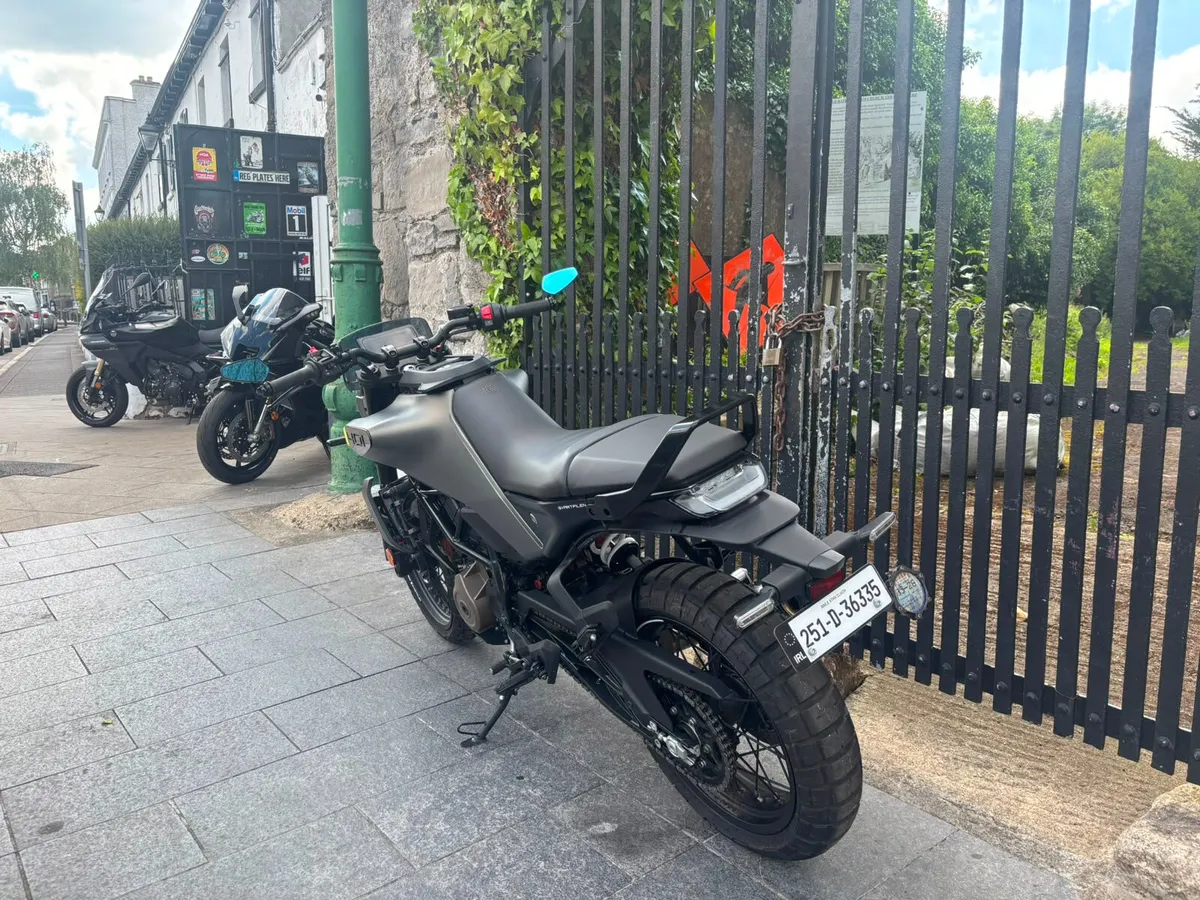 2025 HUSQVARNA 401 MOTO4U - Image 4