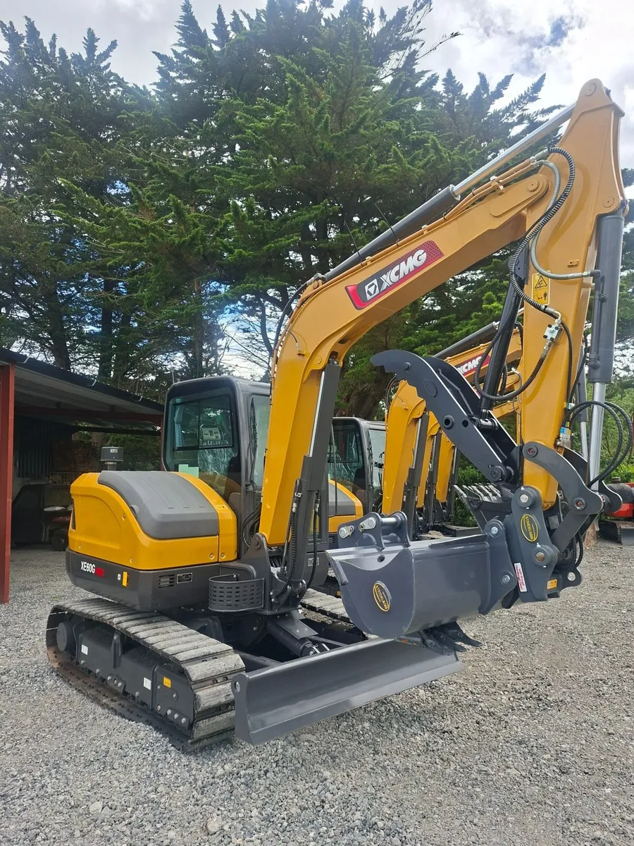 2026 New XCMG XE60G PRO 6ton 3 Buckets Kubota - Image 1