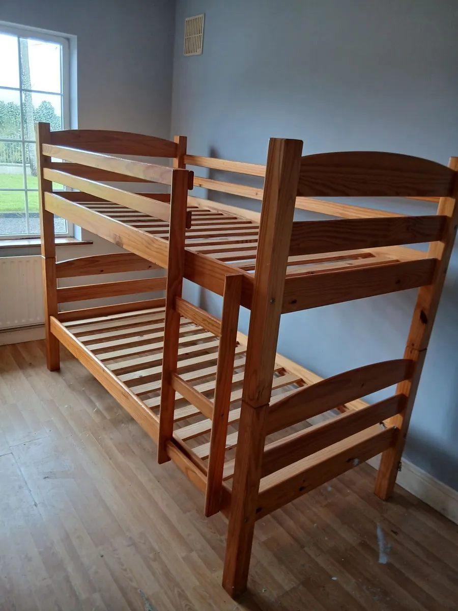 Pine bunk beds - Image 1