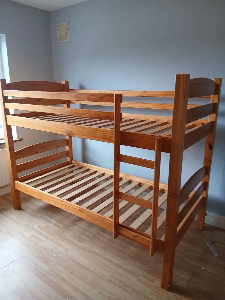 Pine bunk beds - Image 2