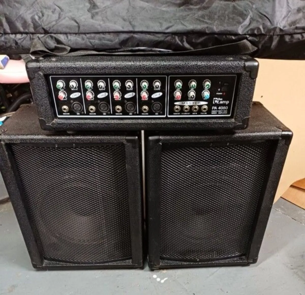 Speakers and amp and stands - Image 1