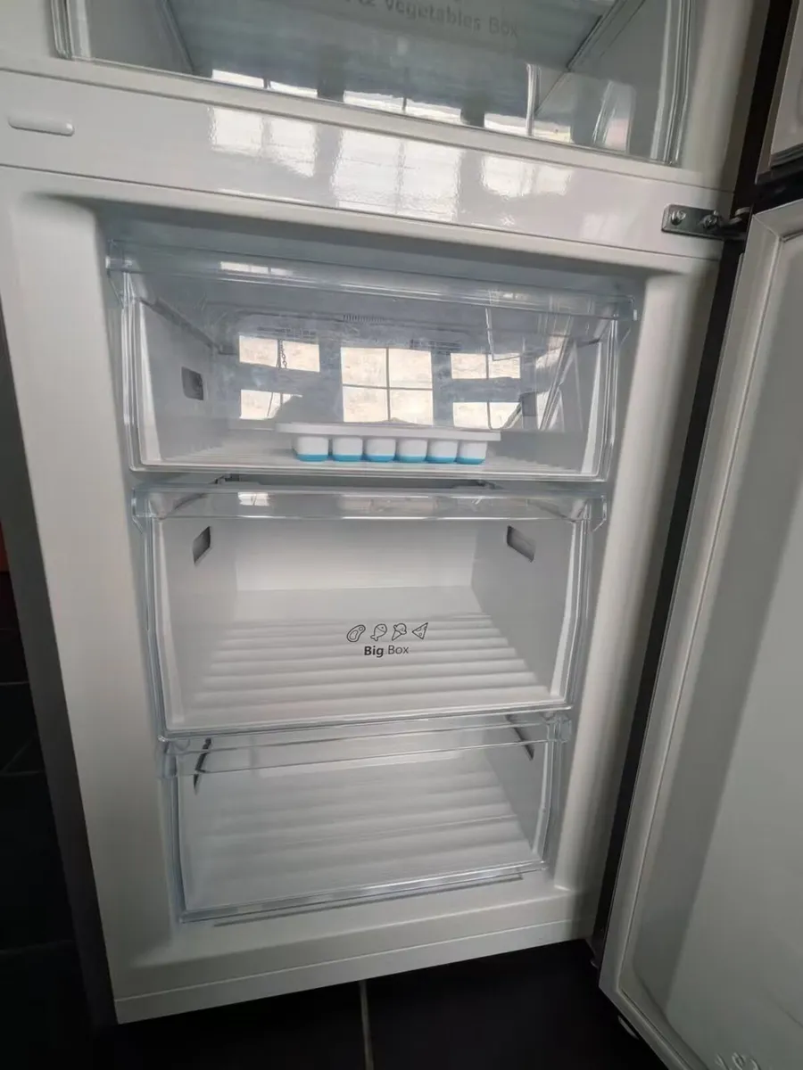 Fridge - Image 2