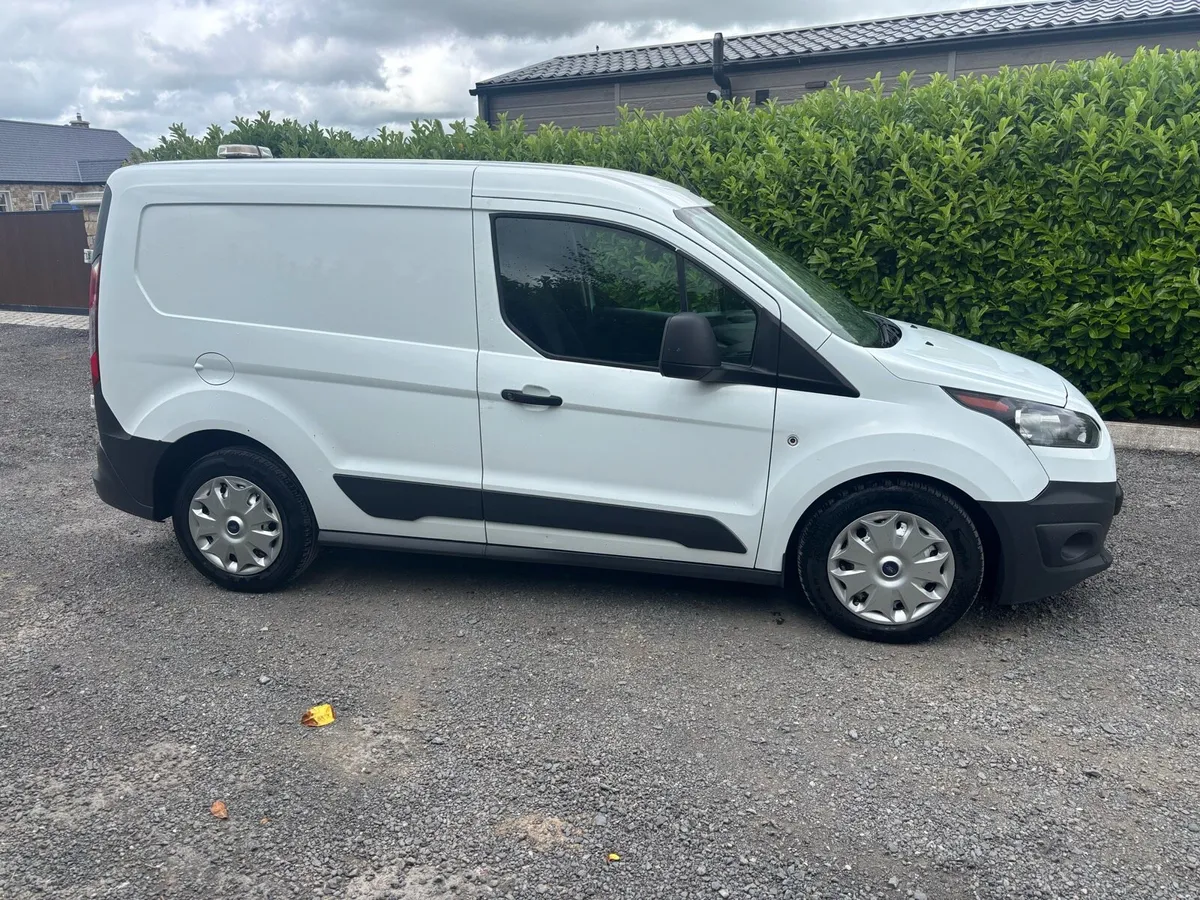 2018 FORD TRANSIT CONECT - Image 2